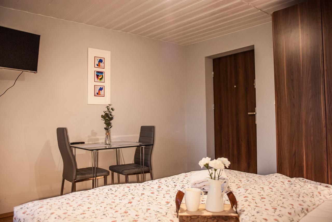Gimnazjalna 5 - Apartamenty I Pokoje W Centrum Zakopanego Экстерьер фото